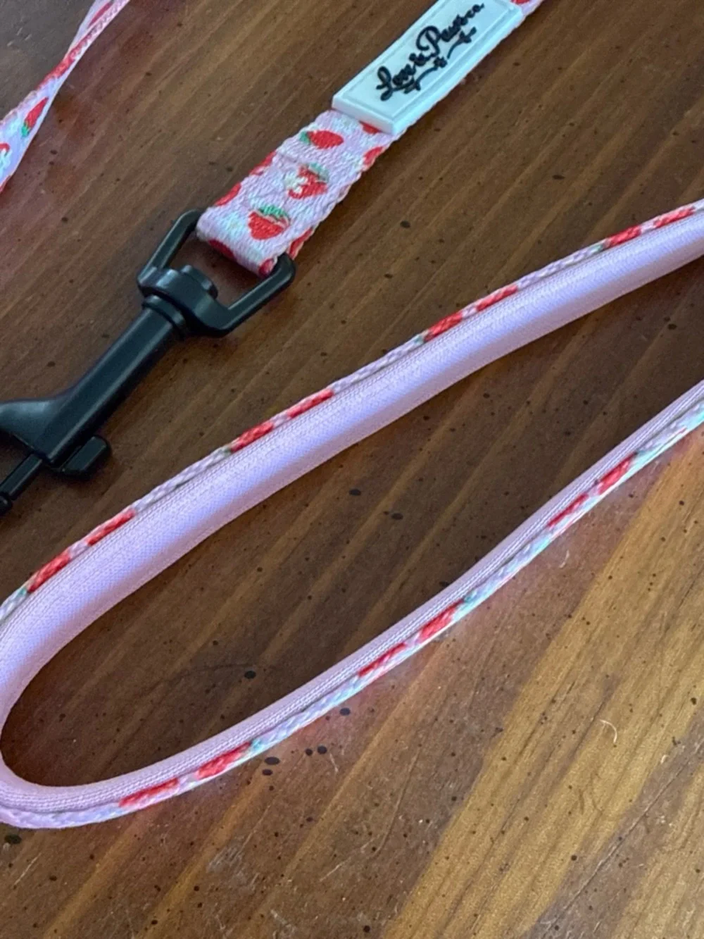 Pet Strawberry Print Pink Leash